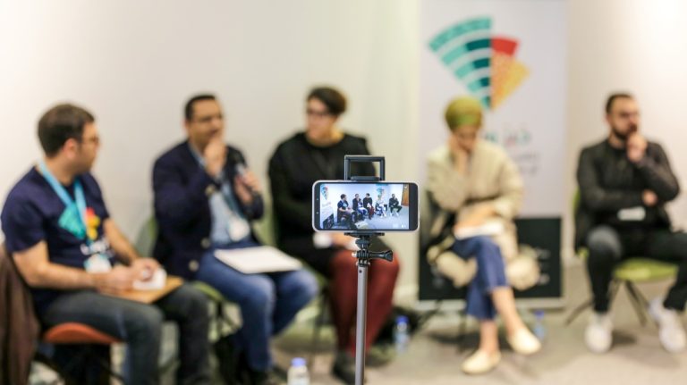 نقل Bread&Net 2020 عبر الإنترنت!